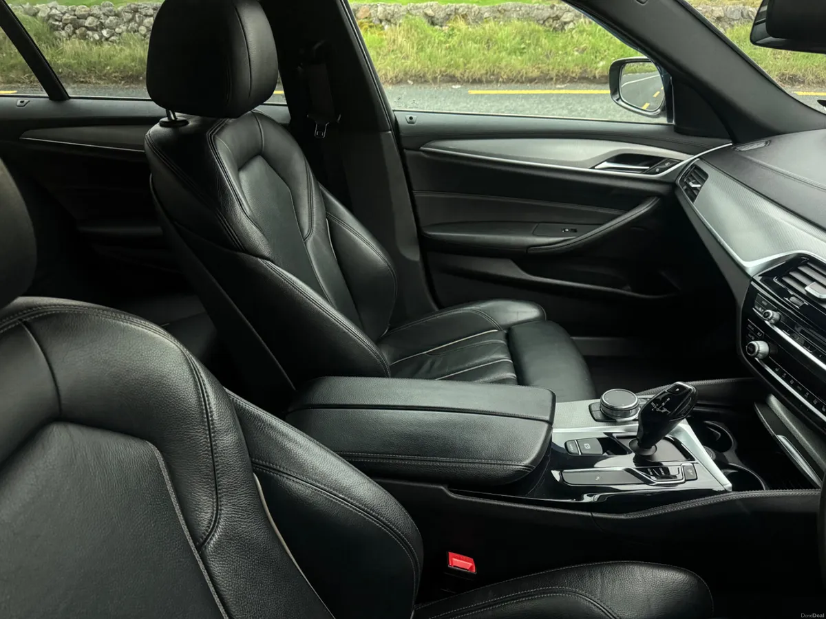 BMW 5-Series 2018 m sport 520D - Image 3