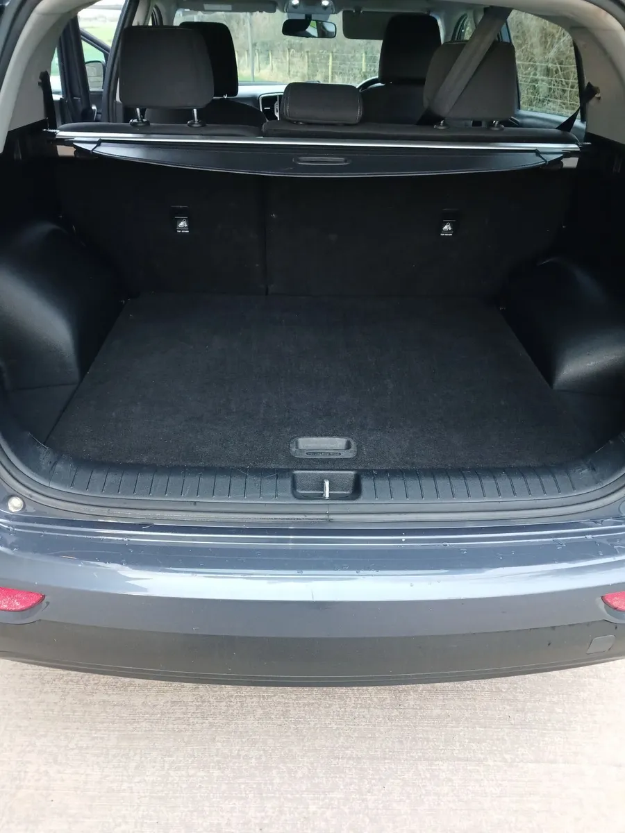 Kia Sportage 2017 - Image 2