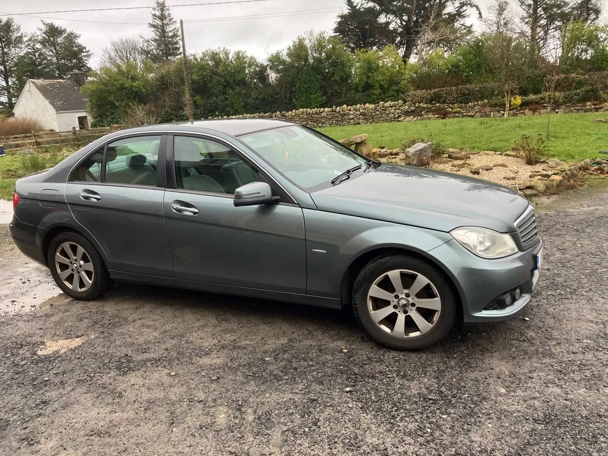 Mercedes c200 - Image 1