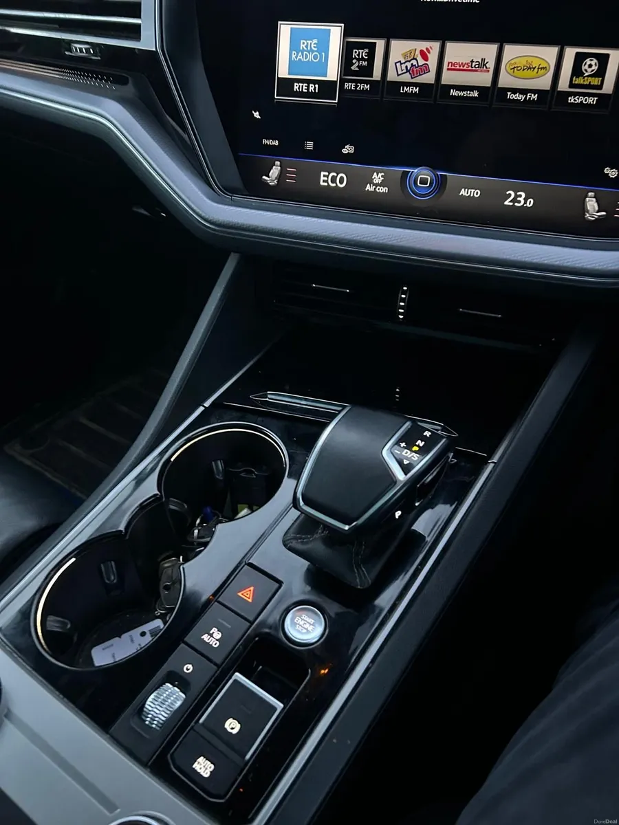 Volkswagen Touareg 2021 - Image 4