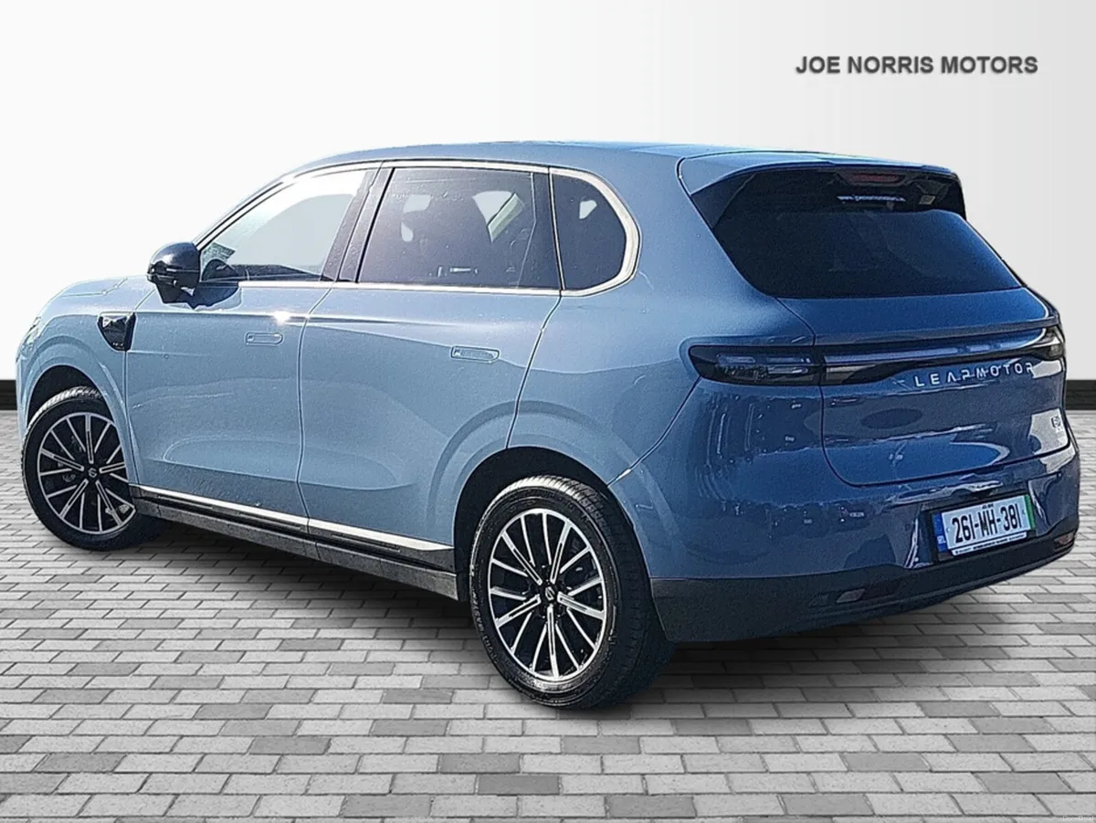 Leapmotor B10 DEMO DESIGN BEV 67.1KWH 434KM - Image 4