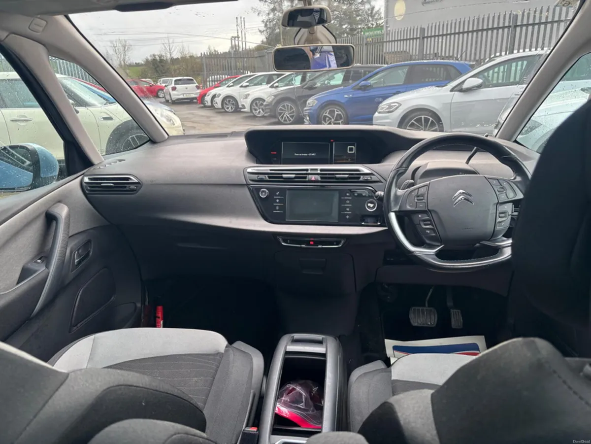 Citroen Grand C4 Picasso Citroen C4 1.6 petrol, au - Image 6