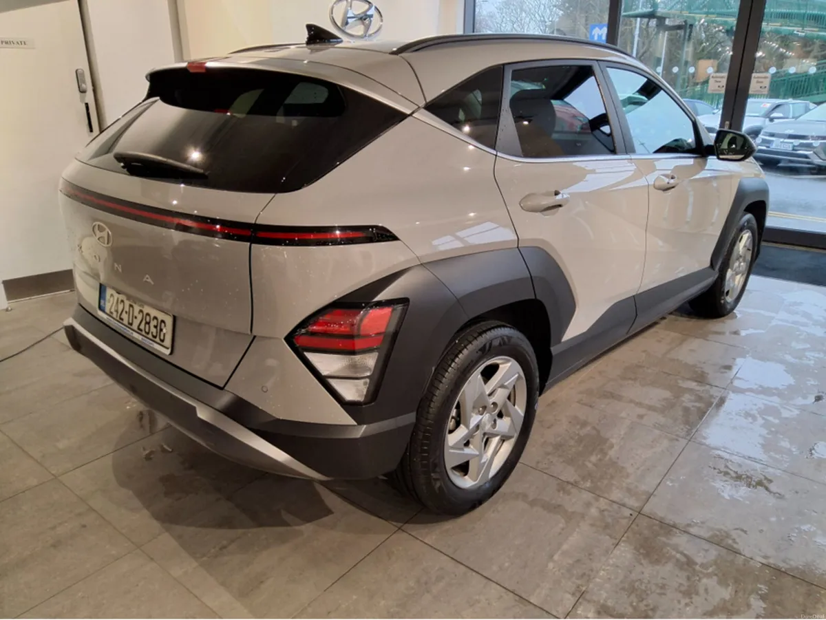 Hyundai KONA ELEGANCE 1.0 Petrol - 1 Owner - Warra - Image 2