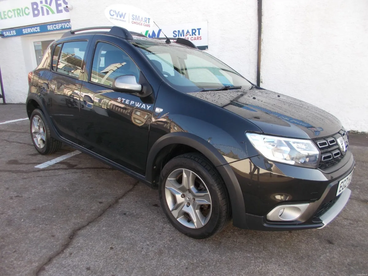 Dacia Sandero Stepway 2016 - Exceptional Condition - Image 3