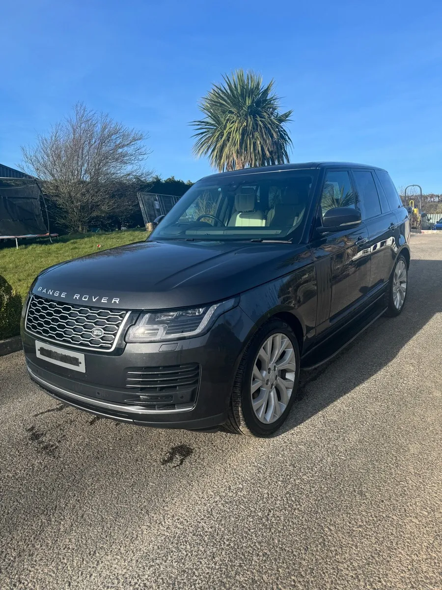 2020 land rover range rover P400E hybrid - Image 2