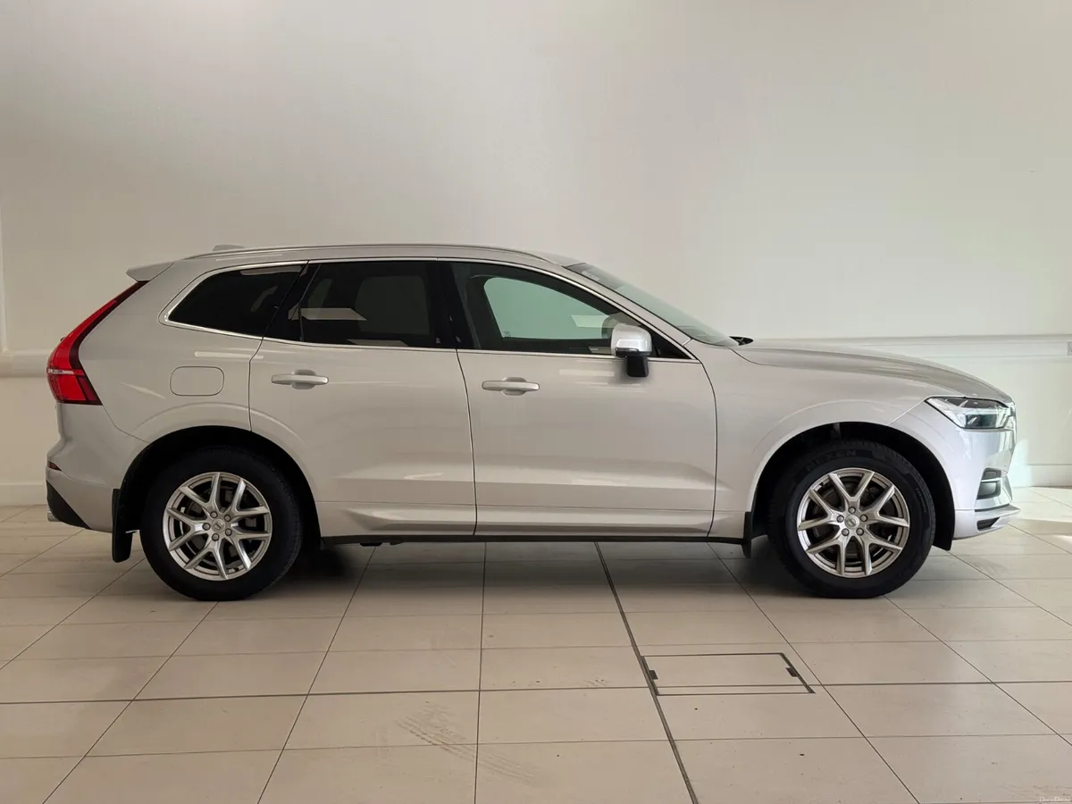 Volvo XC60 2021 - Image 3