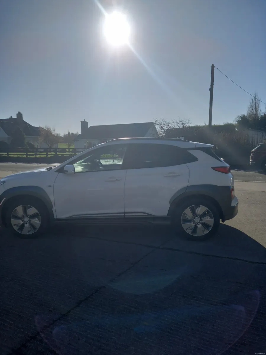 2021 Hyundai KONA - Image 4