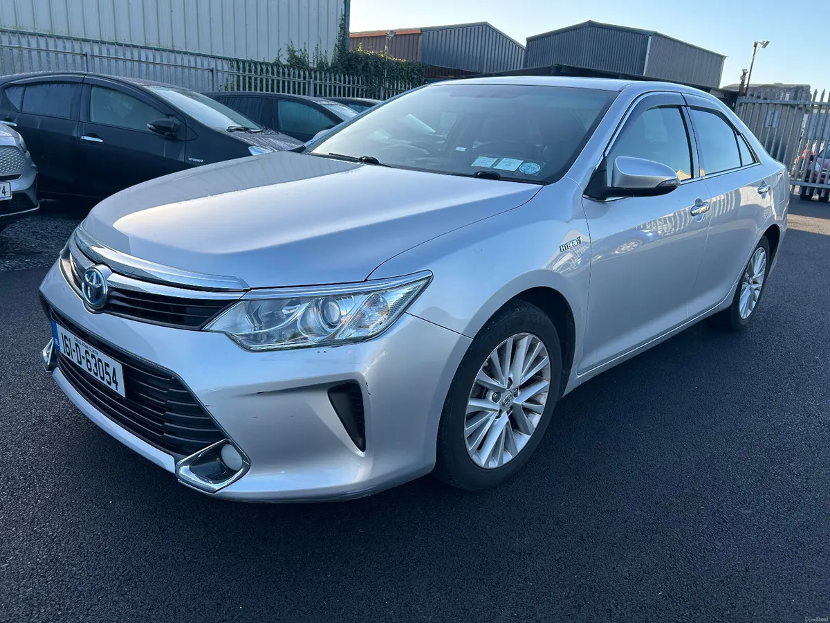2016 Toyota Camry HYBRID AUTOMATIC NEW NCT - Image 2