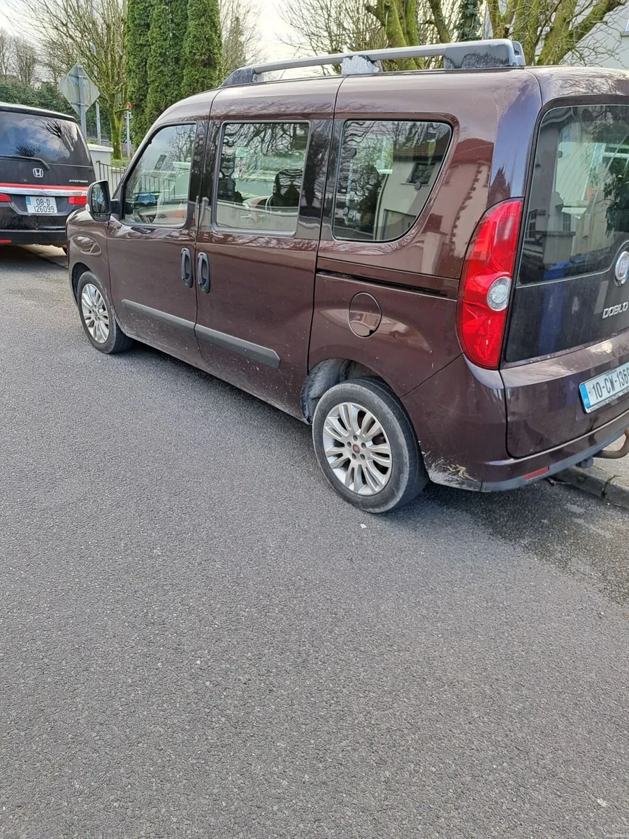 Fiat Doblo 2010 - Image 1