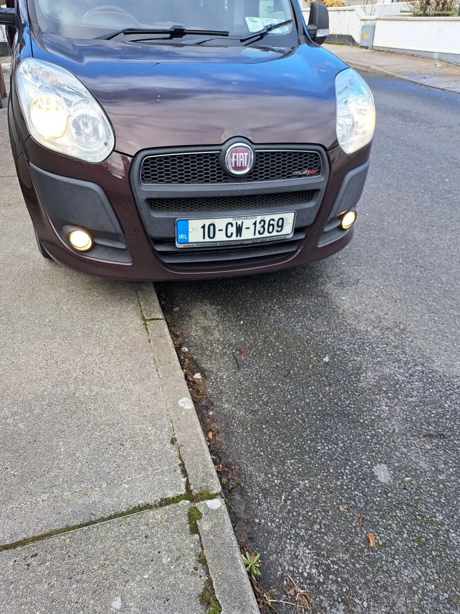 Fiat Doblo 2010 - Image 2
