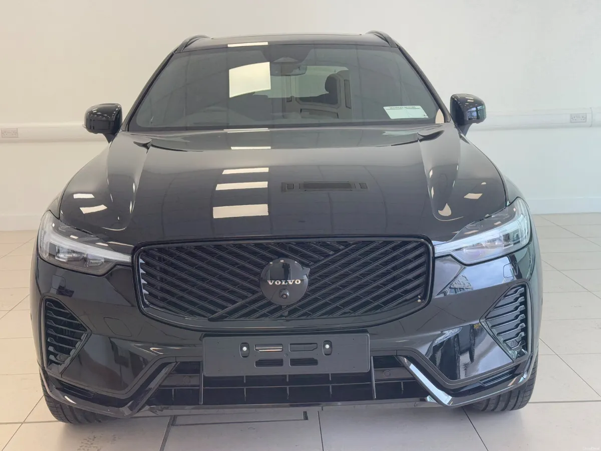 Volvo Xc60 Ultra T8 2026 - Image 2