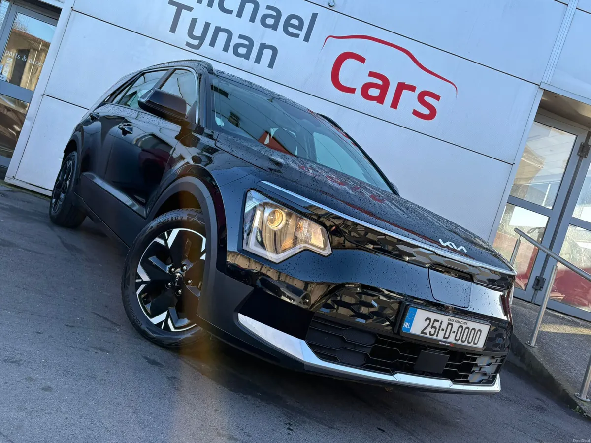 2025 Kia e Niro 64kwh Long Range, Camera, CatPlay - Image 2