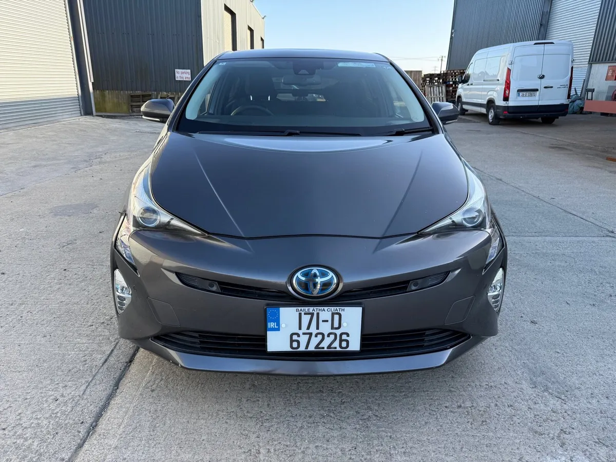 171 Toyota Prius Hybrid 1.8 Fresh Import NEW NCT - Image 2