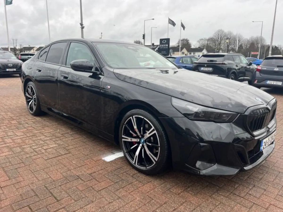 BMW 5-Series 530E M-Sport Auto 292BHP *Huge Spec* - Image 1
