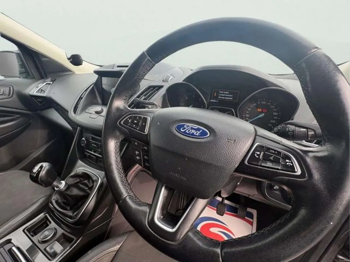 Ford Kuga Titanium 1.5 TDCI 120PS FWD 4D - Image 2