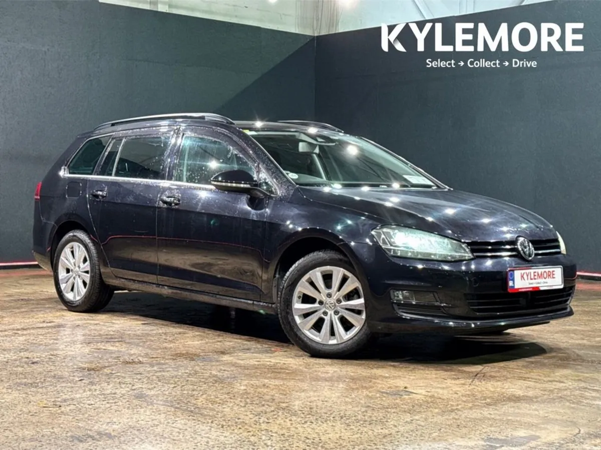 Volkswagen Golf ESTATE AUTOMATIC 1.2 TSI - REVERSE - Image 1