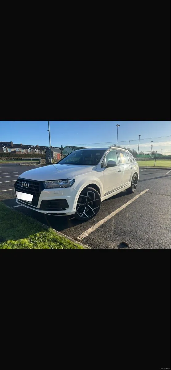 2018 Audi q7 Sline 7 seats “read add” - Image 1