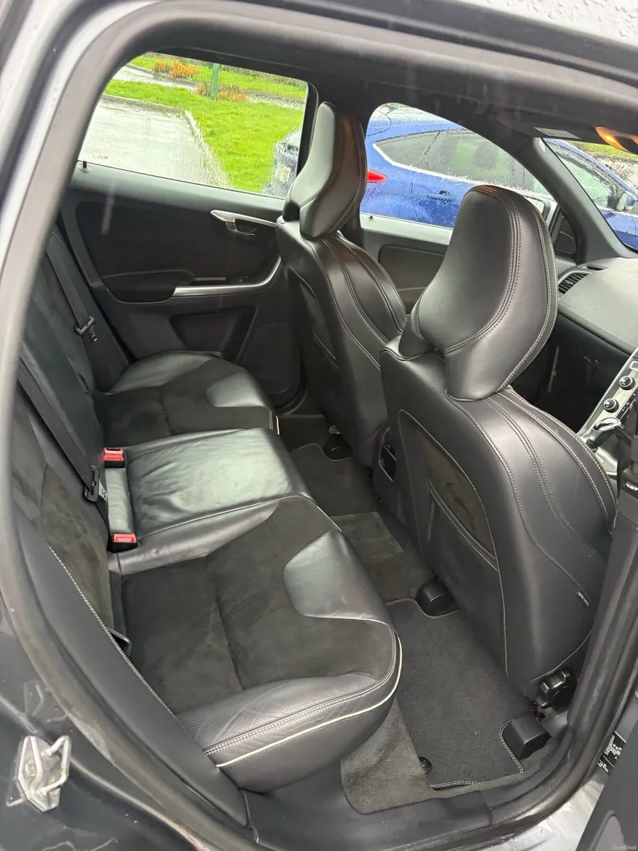Volvo xc60 - Image 4