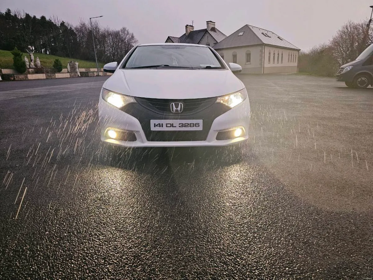 2014 Honda civic diesel - Image 3