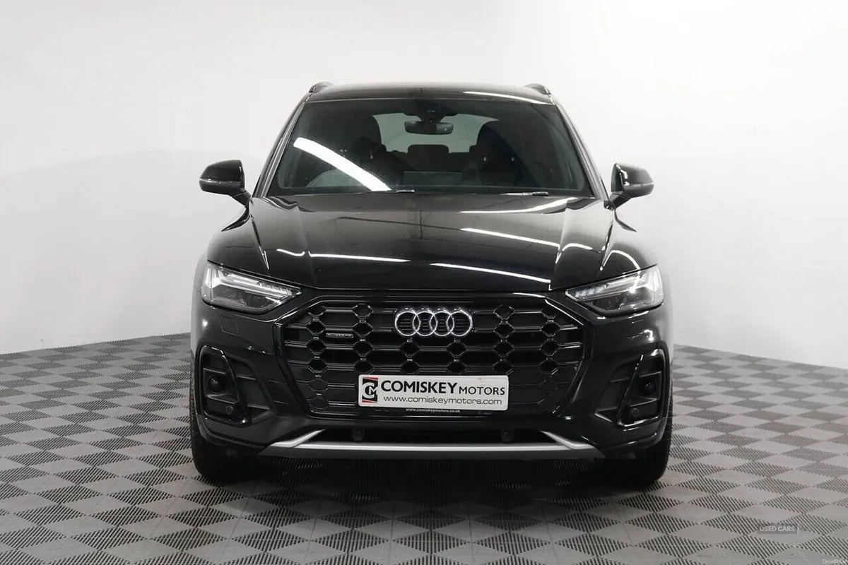 Audi Q5 TDI S line - Image 2