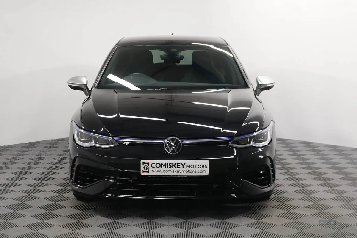 Volkswagen Golf TSI R - Image 2