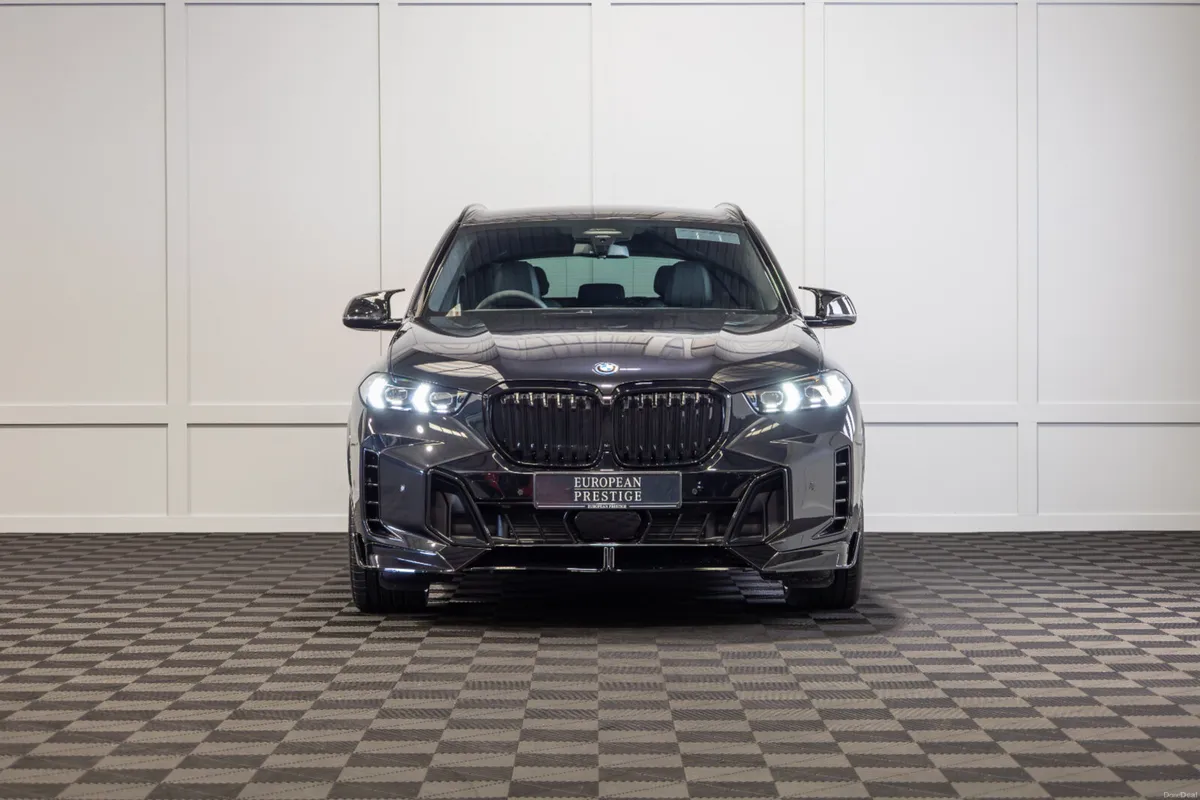 2025 BMW X5 X-Drive 50e M-Sport - Image 2
