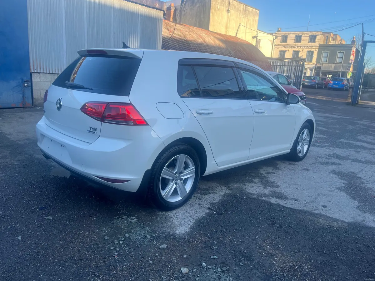 2015 VOLKSWAGEN GOLF, COMFORTLINE PREMIUM 43000KLM - Image 3