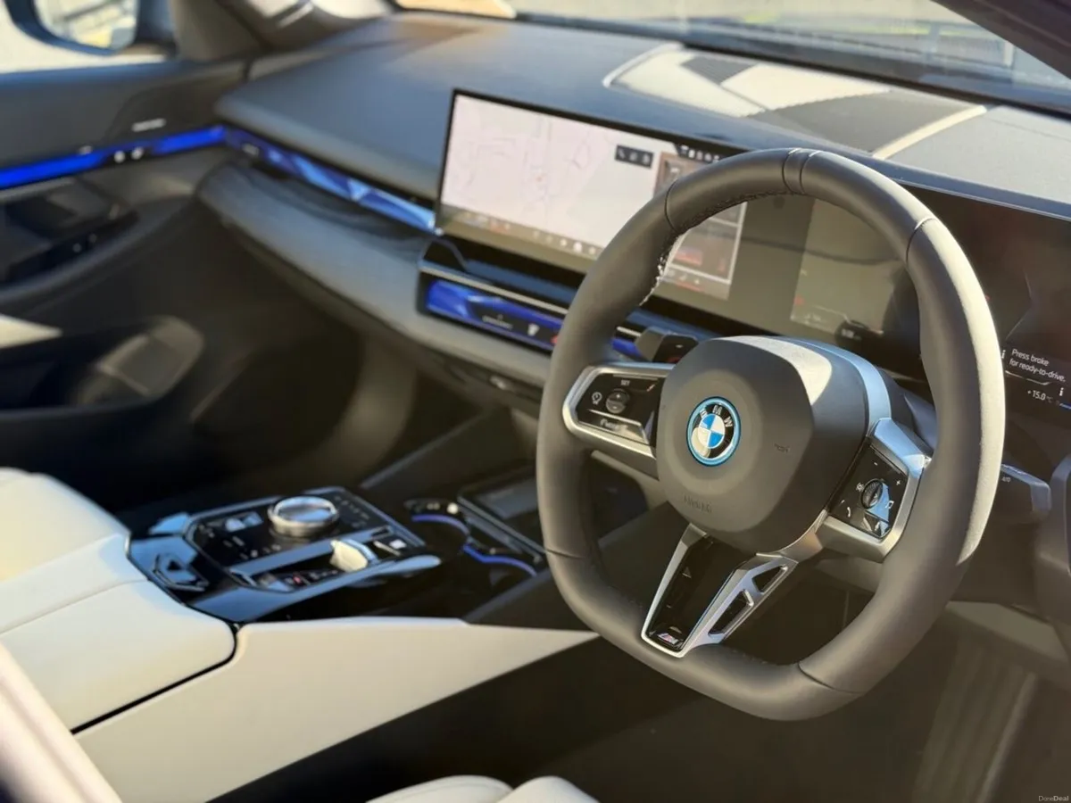 BMW 5-Series 530e M Sport - Image 4