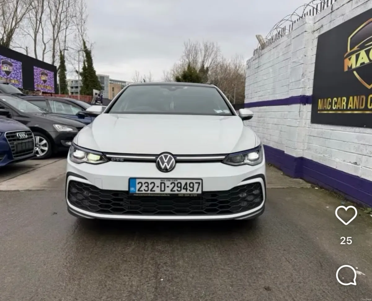 Volkswagen Golf 2023 GTE - Image 2