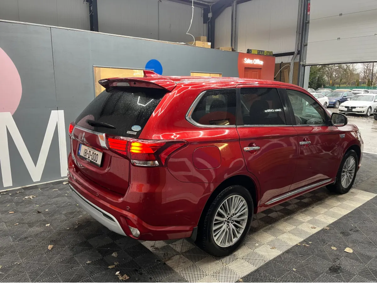 Mitsubishi Outlander €19950 2018 MITSUBISHI OUTLAN - Image 2