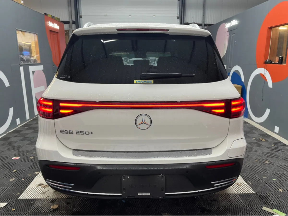 Mercedes-Benz EQB €42950 2024 MERCEDES-BENZ EQB 25 - Image 3