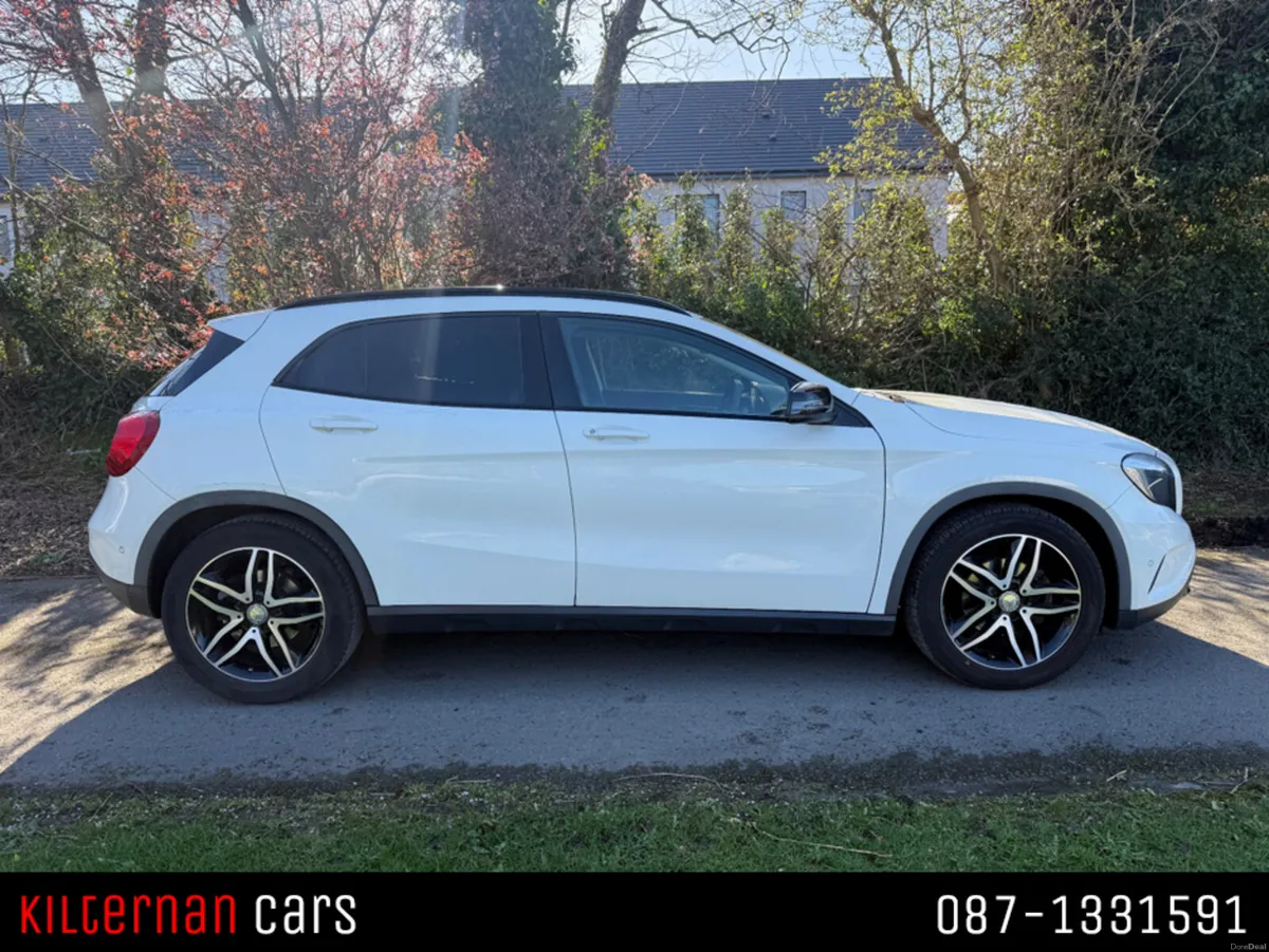 Mercedes-Benz GLA 200 URBAN 5DR AUTO - Image 2