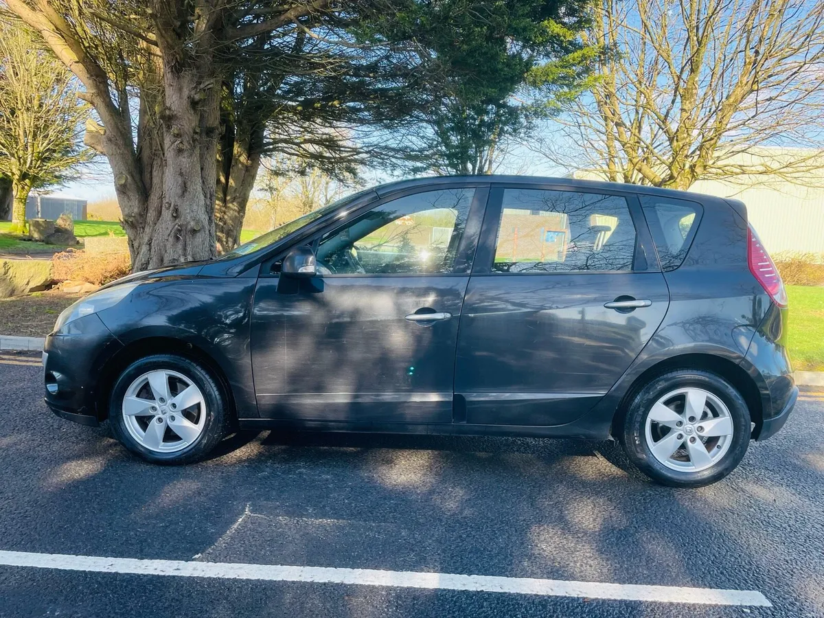 Renault scenic 1.5DCI 2010 - Image 4