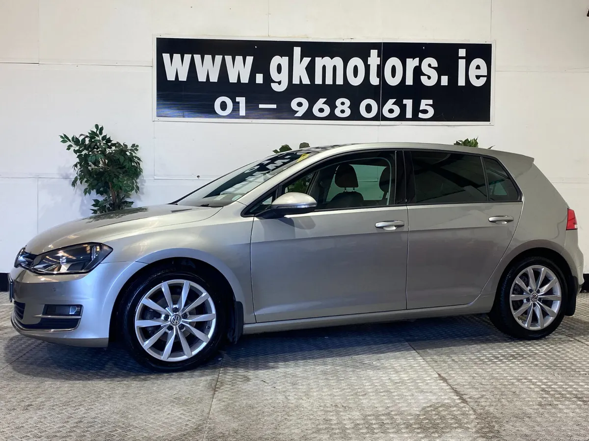Volkswagen Golf 2015///HIGHLINE//MANUAL//FINANCE - Image 3