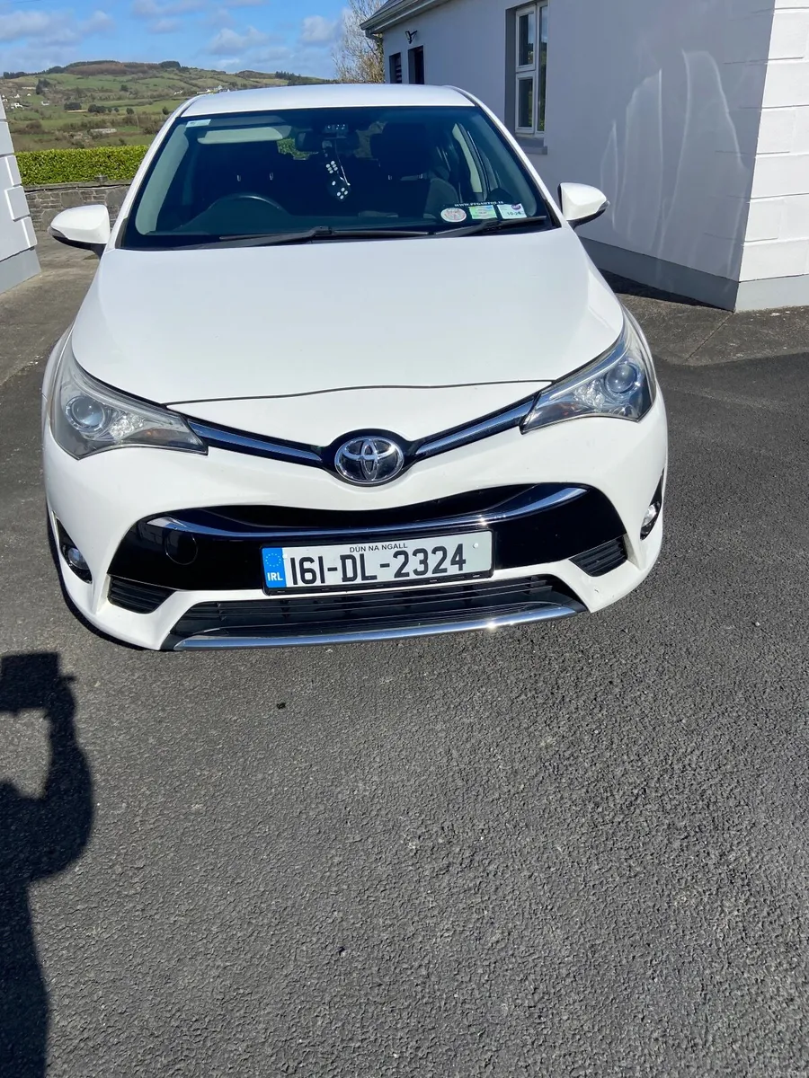 Toyota Avensis 2016 - Image 2