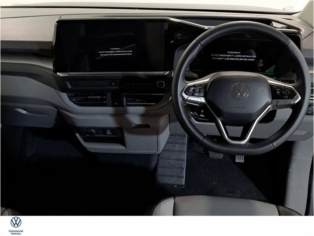 Volkswagen Caravelle 8 Seat E Caravelle Style - Image 3