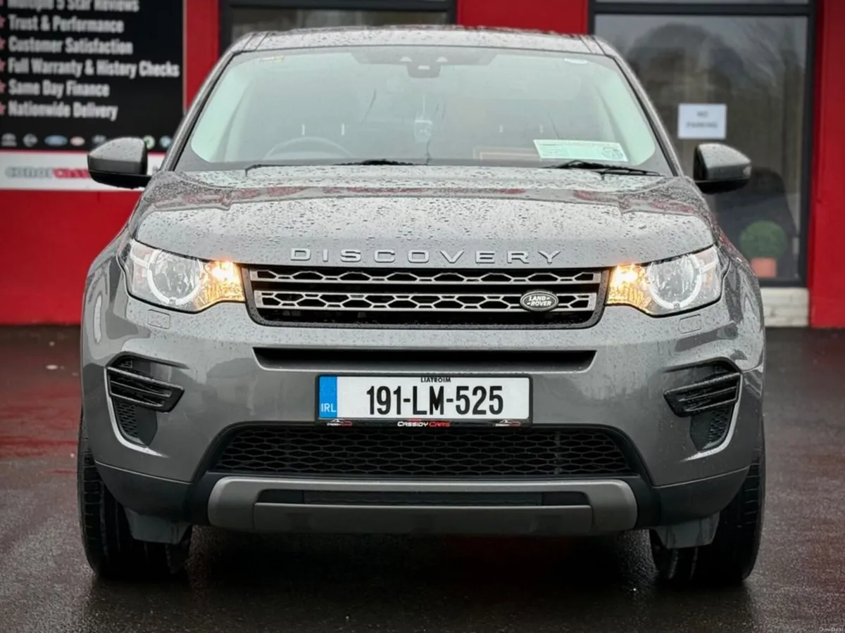 Land Rover Discovery Sport 7 SEATER // NATIONWIDE - Image 2