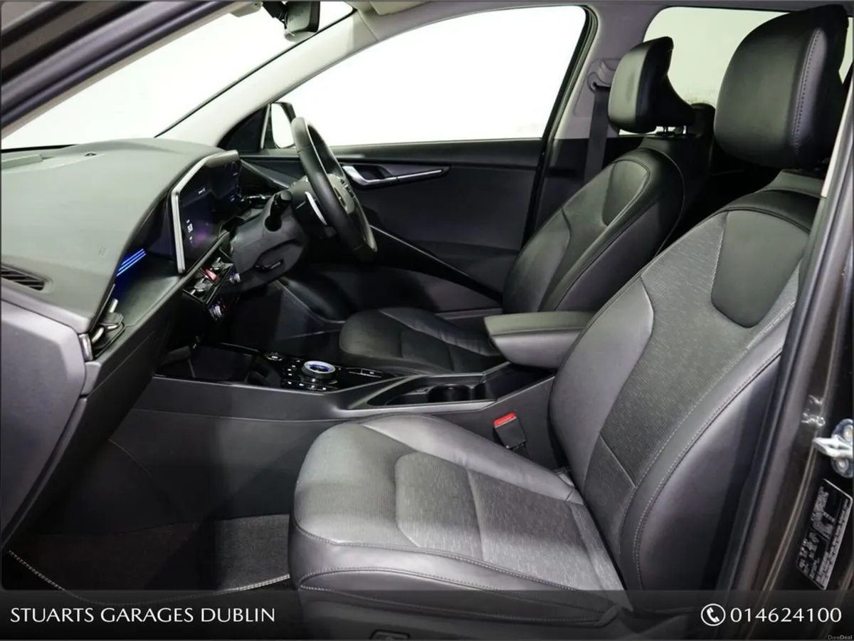 Kia Niro K4 PHEV: INTERSTELLAR GREY METALLIC WITH - Image 3