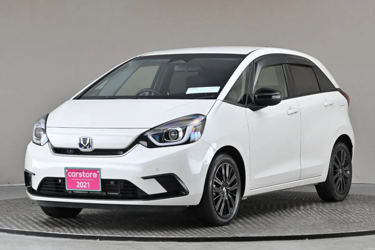 Honda Fit 1.5 E-CVT HEV **CASA EDITION **9" ANDROI - Image 3