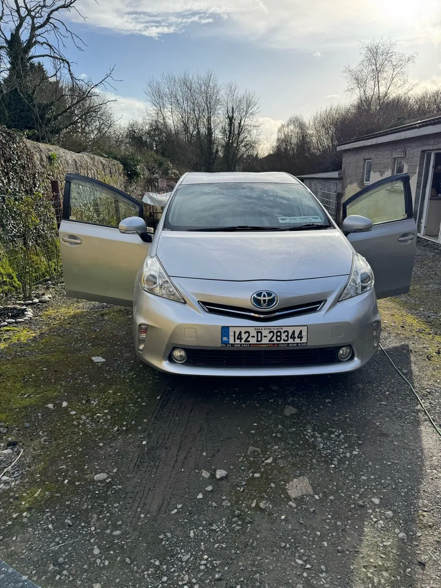 Toyota Prius 2014 - Image 1