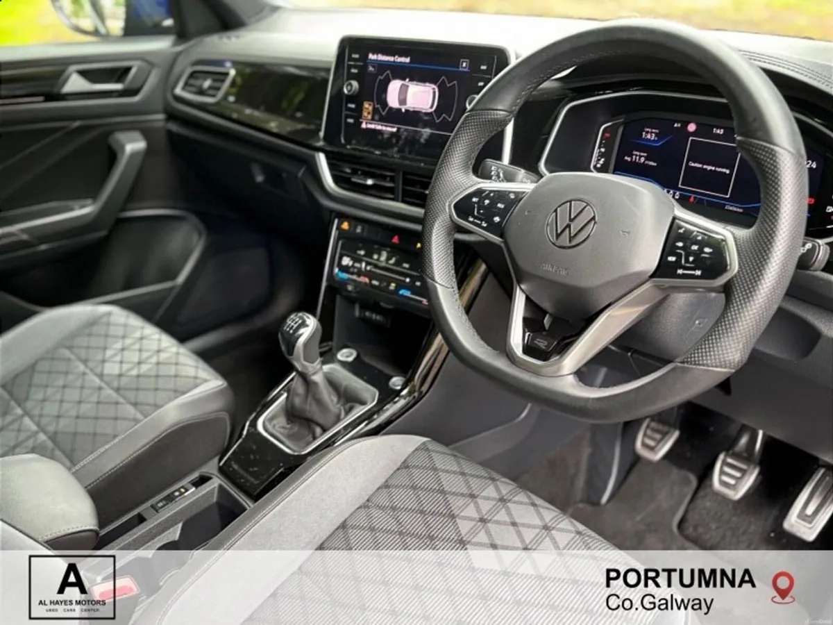 Volkswagen T-Roc R-LINE Plus  1.0 TSI 110HP *SUNRO - Image 2
