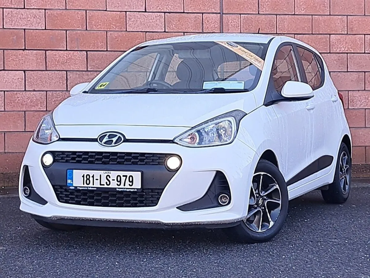 Hyundai i10 Deluxe Model 1.0 Petrol. - Image 2