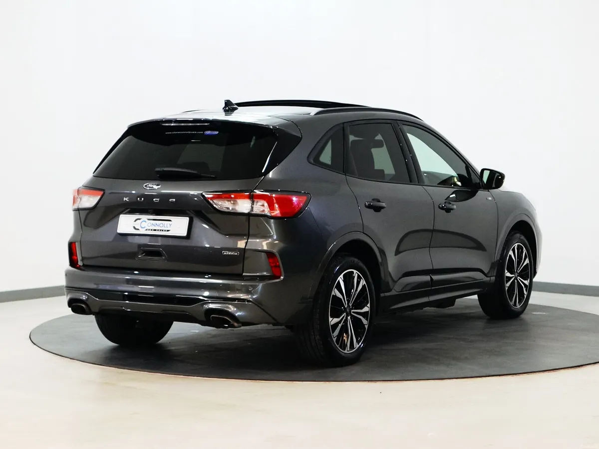 *98* 2022 Ford Kuga 2.5 ST-LINE X AUTO PHEV - Image 4