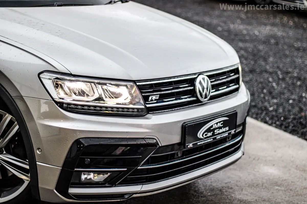 2019 VOLKSWAGEN TIGUAN R-LINE - Image 4