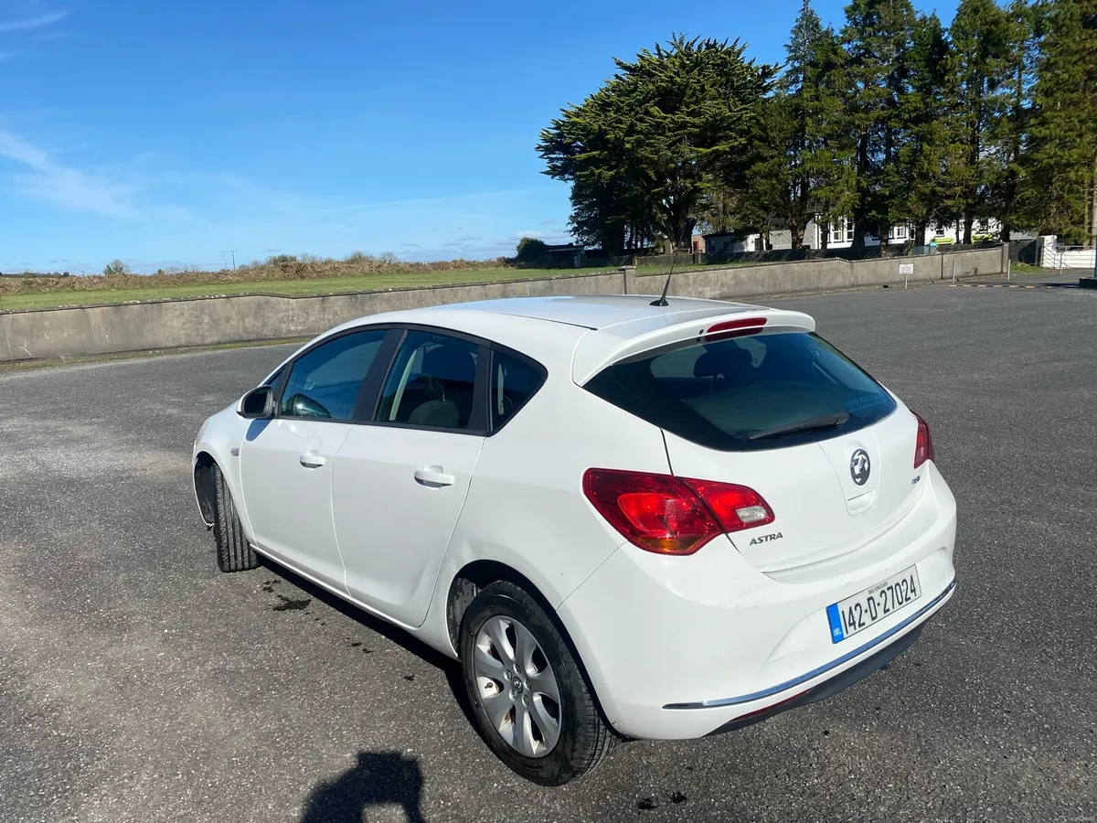 Astra 1.3 diesel .New NCT April 2027, Taxed . - Image 4