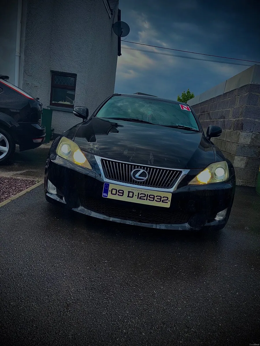 Lexus IS 2009 - Image 1