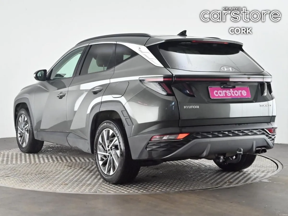 Hyundai Tucson 2WD Executive Plus - Image 4