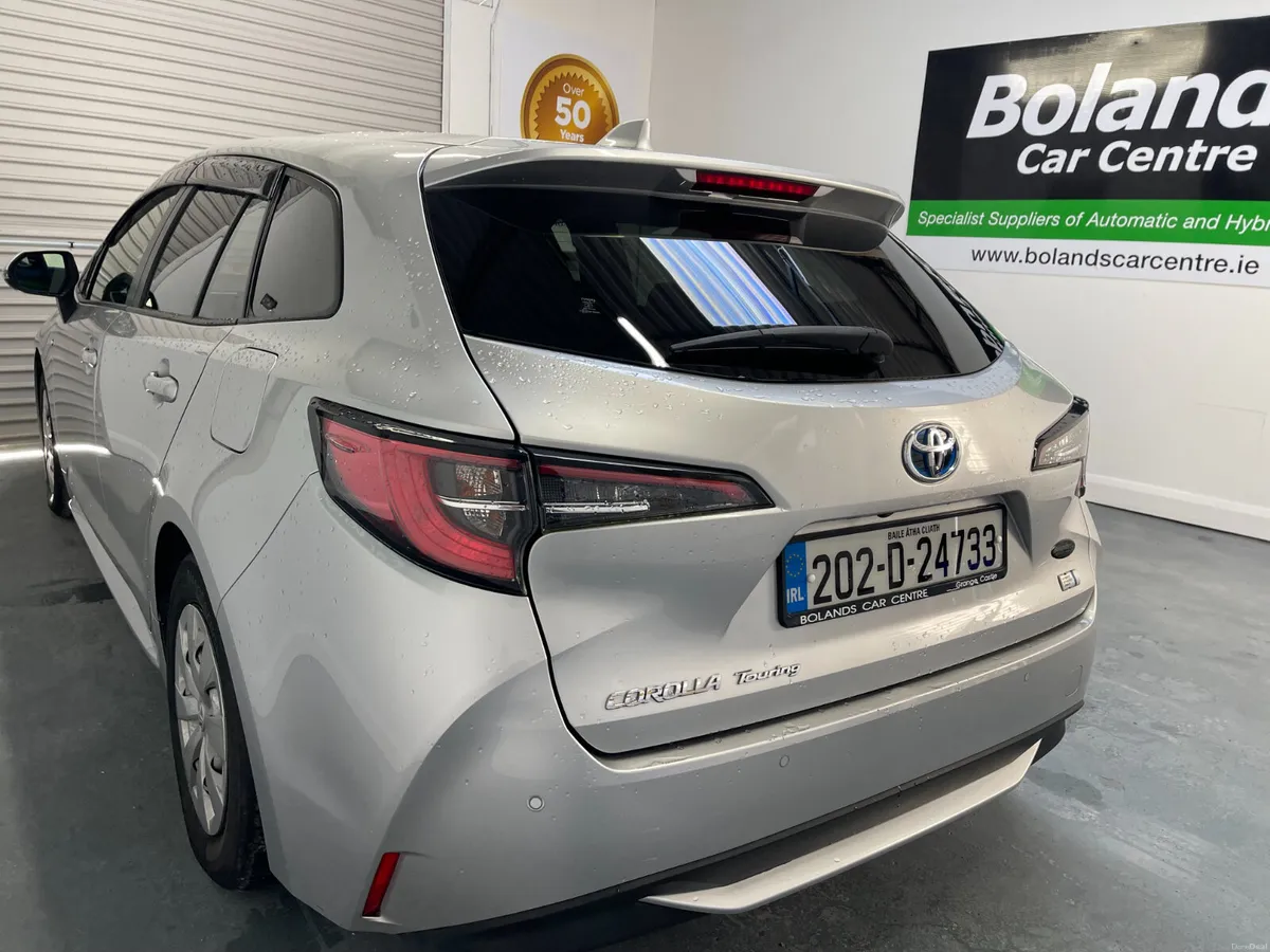 202 Toyota Corolla Hybrid 1.8 Automatic Touring - Image 5