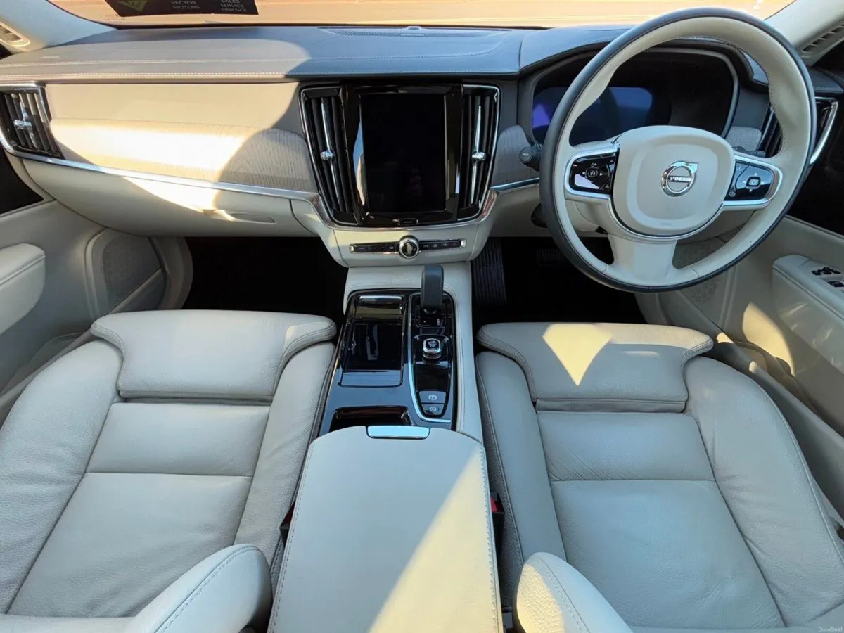 Volvo V90 T6 PLUS BLONDE LEATHER - Image 2