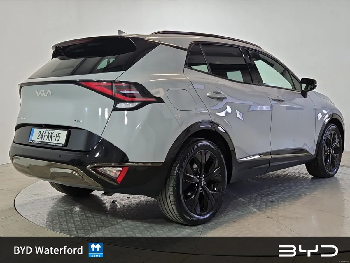 Kia Sportage Anniversary Edition Plug-in Hybrid - - Image 3